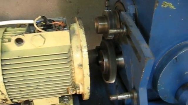 Частотник ACS 400 + 4kW motor смотреть онлайн