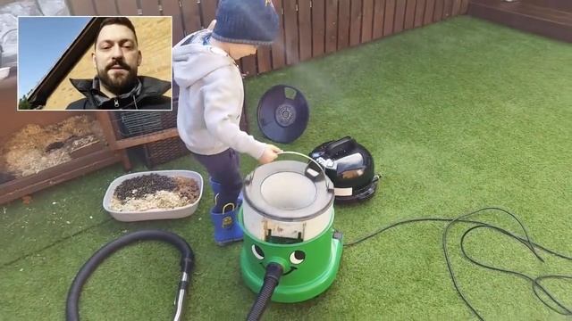 CLEANING ARTIFICIAL GRASS with NUMATIC GEORGE Multi-use Vacuum (Henry Hoover) Best Garden Vacuum смотреть онлайн