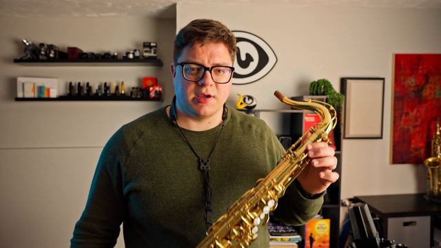 Retro Revival Tru-Six Tenor Saxophone Review смотреть онлайн