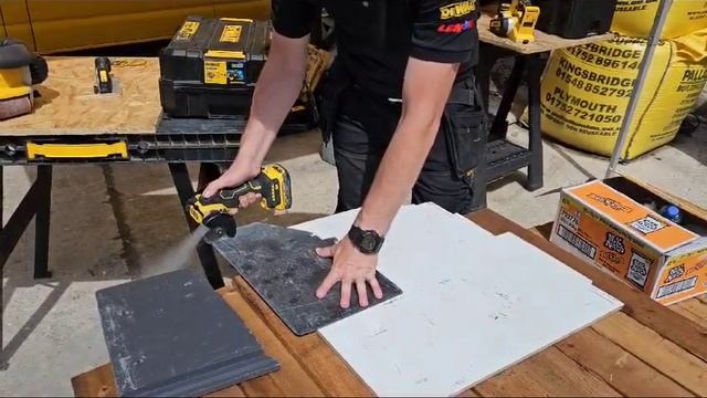 DeWALT 18V XR Brushless 76mm Cut Off Tool DCS438 смотреть онлайн
