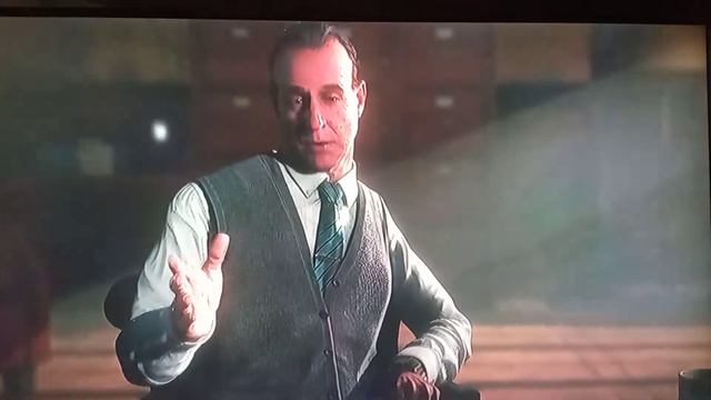 играю в хоррор ну как то не страшно но было страшно начинать