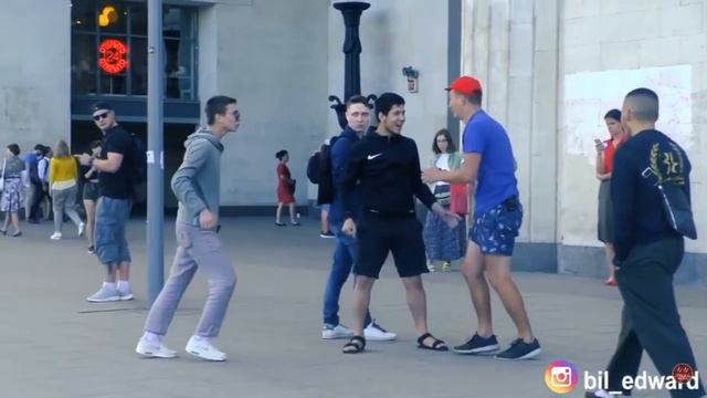 Смешной момент из пранка от Edward Bill смотреть онлайн