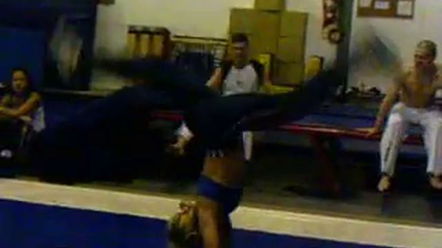 Nadia Blako entrenando break смотреть онлайн