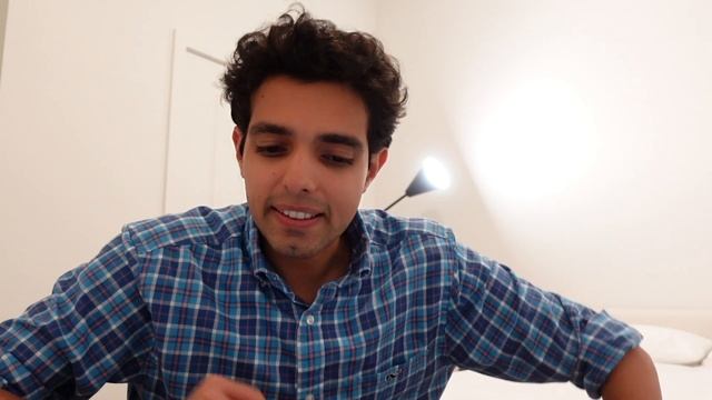 I BOUGHT THE NEW IPAD смотреть онлайн