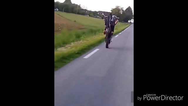 DES WHEELINGS À 50 COMME À 100km/h !!! смотреть онлайн