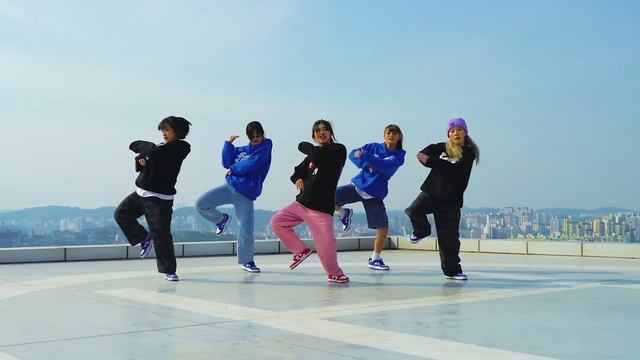 Chris Brown Young Thug - Go Crazy Dance Video EmetSound x Hook