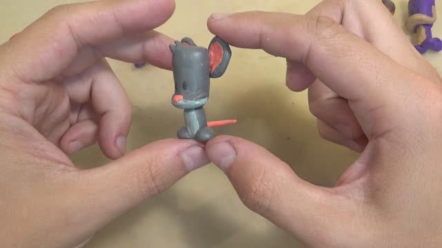 Мышонок Луи из игры Suspects. смотреть онлайн