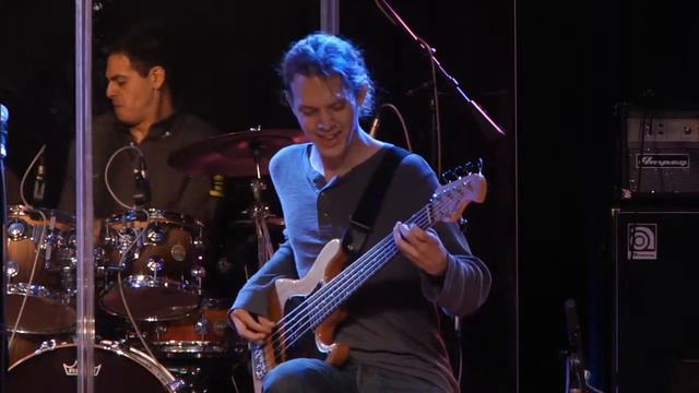 Chicken Dog -(John Scofield) смотреть онлайн