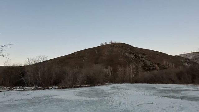 Деревенские будни. Зарабатываем зимой в деревне на огурцах. Дрова наколоты, коньки наточены, гуляем смотреть онлайн