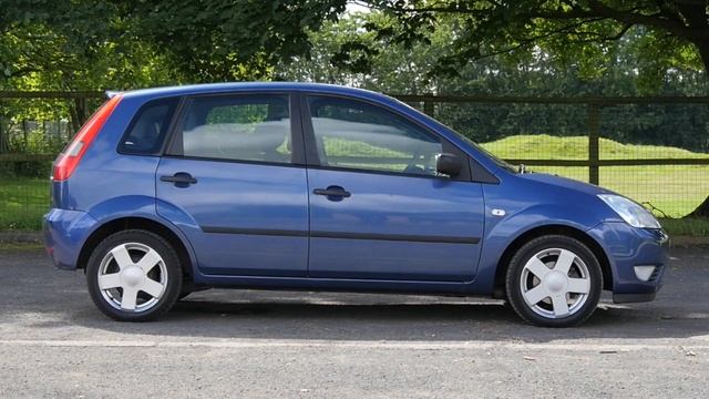 Ford Fiesta 1 25 Zetec Climate 5dr + Full MOT + Ideal First Car смотреть онлайн