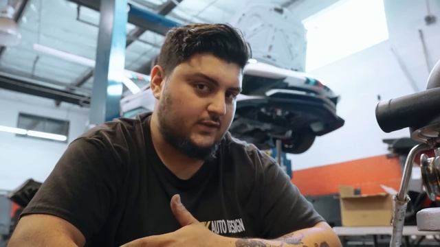 Blacked Out Widebody Rolls Royce Cullinan, Ferrari F8 Turbocharged, BMW M5 Stranded! смотреть онлайн