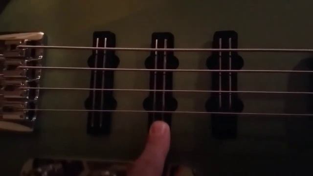 Reverend Triad Bass - Quick Demo смотреть онлайн