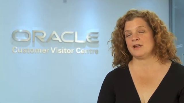 Caroline Stuart - Tell us about an interesting IT related product Oracle has created? смотреть онлайн