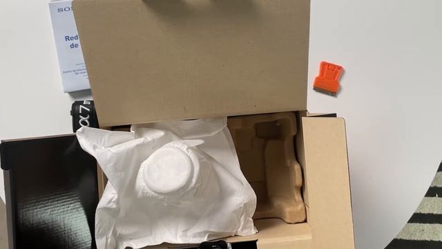 Unboxing Sony A7 IV - español смотреть онлайн