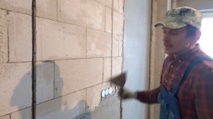 Процесс штукатурки стен Ротбандом. Часть 2. Процесс нанесения гипсовой штукатурки своими руками.