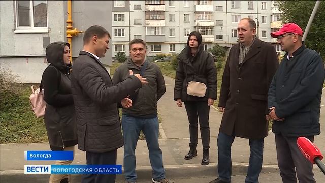 Замена светильников на главных улицах пятого и шестого микрорайонов проходит в Вологде смотреть онлайн
