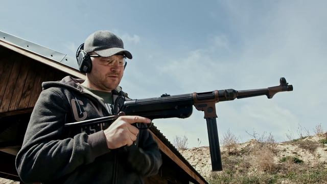АНОНС: Карабин Automatic M.P.38 в калибре 9x21 мм! смотреть онлайн