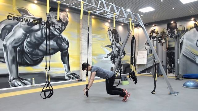 Упражнение для тренировки кора на TRX смотреть онлайн
