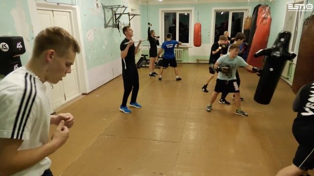 Тренировки по боксу в Силламяэ с опытным тренером смотреть онлайн