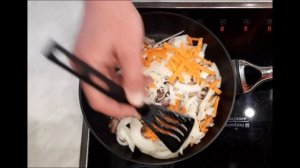 Тушеная индейка с овощами