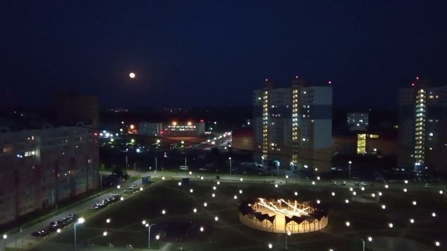 ОГРОМНАЯ ОРАНЖЕВАЯ ЛУНА и НЕВЫНОСИМАЯ ЖАРА, ГОРОД ПЛАВИТСЯ !!! я вернулась в Иваново смотреть онлайн