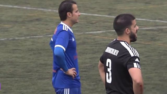 Dario de " Yo Interneto " lanza un codazo a un jugador del Chiringuito (edu aguirre se mete) смотреть онлайн