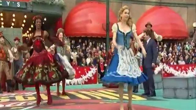 Sutton Foster "Young Frankenstein" Macys Thanksgiving day parade смотреть онлайн