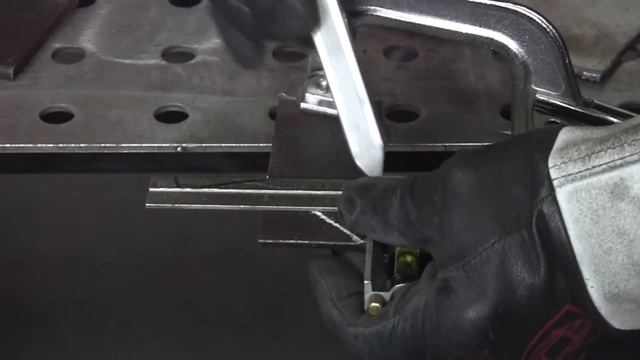 CUSTOM GAS CYLINDER MOUNTING BRACKET PART 1 of 2 смотреть онлайн