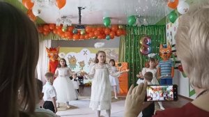 Красивый танец со свечами для мам."Ангелы".Подготовительная группа