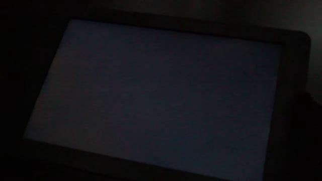 Glow-эффект экрана Qumo Sirius 890 смотреть онлайн