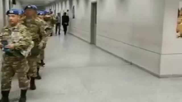 Миротворцы Казахстана взяли с собой в Ливан домбру смотреть онлайн