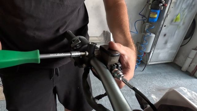 Я купил Sur-Ron Ultra bee Китайское "Чудо" за 500000р. смотреть онлайн