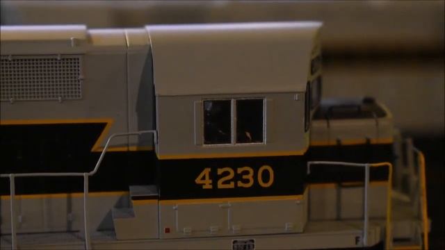 Product Review: Atlas Classic Line Series HO ALCO C424 with ESU LokSound (West Chester Railroad) смотреть онлайн