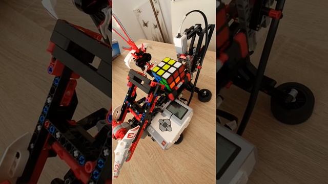 Lego Mindcuber Reset RGB Error смотреть онлайн
