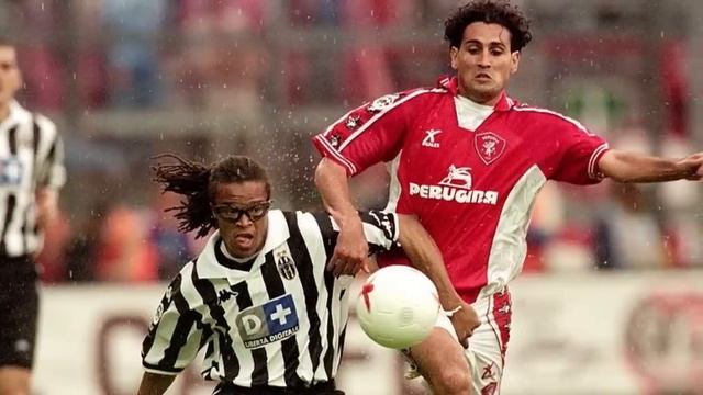 Почему Пьерлуиджи Коллина самый ЛЕГЕНДАРНЫЙ футбольный судья смотреть онлайн