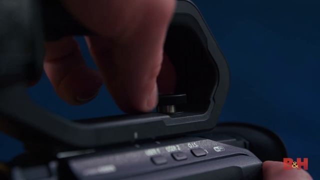 What Makes the Panasonic AG-CX10 Great? | Hands-on Review смотреть онлайн