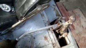 рычаги управления раздаточной коробки БТР 80-82а