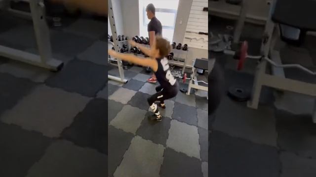 Тренировка с сыном смотреть онлайн