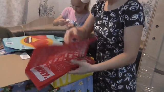 2 ПОСЫЛКИ.ИЗ ГЕРМАНИИ И РОССИИ. ИЗ ГОРОДА В ДЕРЕВНЮ 259 серия смотреть онлайн