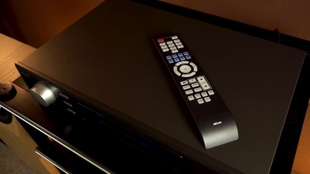 Сетевой проигрыватель Arcam HDA ST60 смотреть онлайн