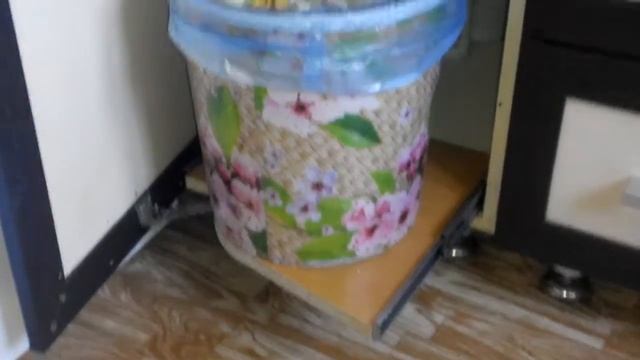 Мусорное ведро механическое выездное смотреть онлайн