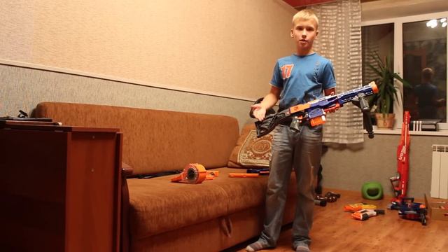Обзор Комбинаций На Бластер Nerf Elite Stryfe смотреть онлайн