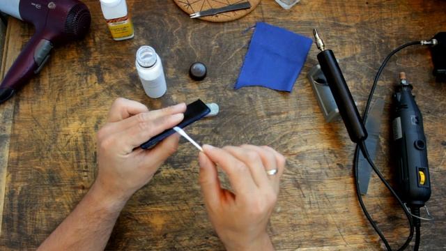 Обработка уреза кожи хромового дубления. Работа с кожей. смотреть онлайн