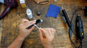 Обработка уреза кожи хромового дубления. Работа с кожей.