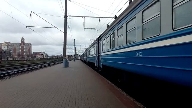"ИМЕННАЯ" ЭЛЕКТРОПОЕЗД ЭР9Т-700 ОРША-ОСИНОВКА | ELECTRIC TRAIN ER9T-700 ORSHA-OSINOVKA смотреть онлайн