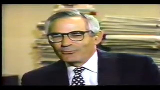 This program is called "That day in November" It is part 3 of 5 parts. смотреть онлайн