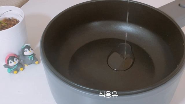 불닭 오믈렛! 맛있다고 입소문나 해외에서 줄서서 먹는다는데?!! Buldak noodles omelette смотреть онлайн