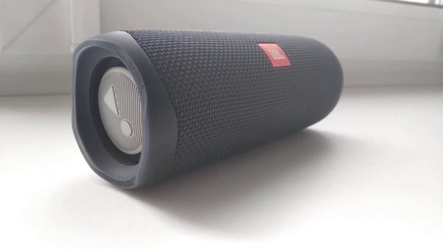 Колонка JBL FLIP 5 LFM 57% Bass test смотреть онлайн