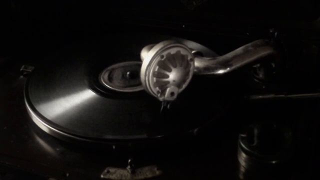 Leroy Carr & Scrapper Blackwell - Barrel House Woman смотреть онлайн