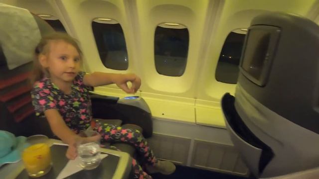 Летим из Москвы в Сочи бизнес классом чартерным рейсом Авиакомпании Россия. смотреть онлайн